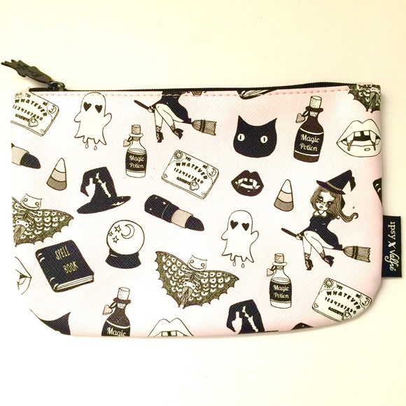 ipsy Handbags - FREE With Purchase Halloween IPSY 👻Cosmetic Pouch